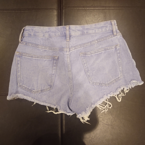 Pacsun Distressed Mid-Rise Denim Shorts - Picture 2 of 10